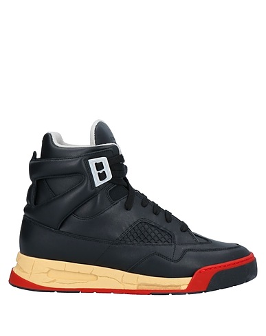 MAISON MARGIELA Sneakers Black Leather