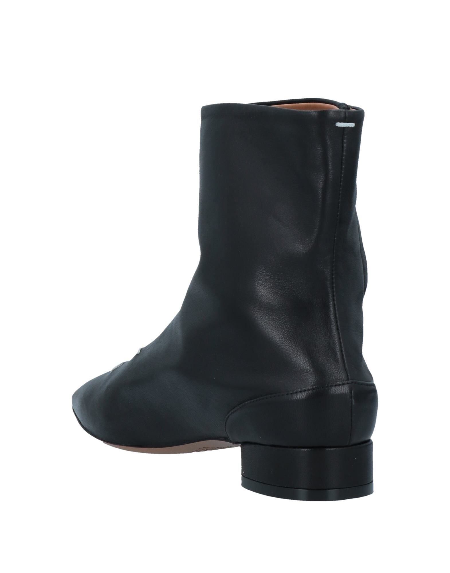 YOOX Online Fashion Design Shopping