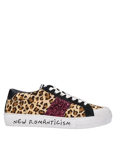 MOA PLAYGROUND Sneakers Sand Leather