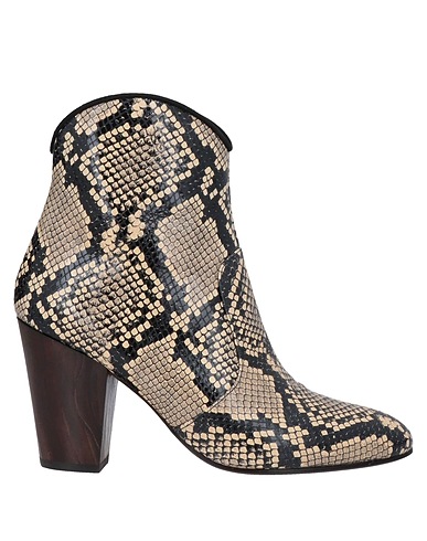 CHIE MIHARA Ankle boot Beige Soft Leather