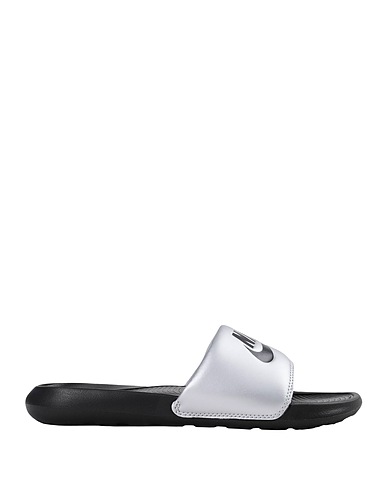 NIKE Ciabatte e pantofole VICTORI ONE SLIDE
 Argento Fibre tessili