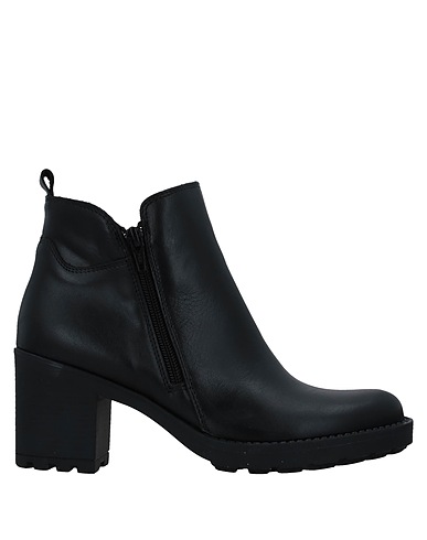 VINCENT VEGA Ankle boot Black Calfskin