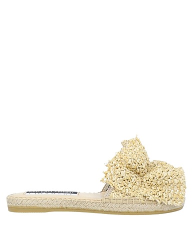 SERGIO ROSSI x MANEBÍ Sandals Beige Natural raffia, Rubber