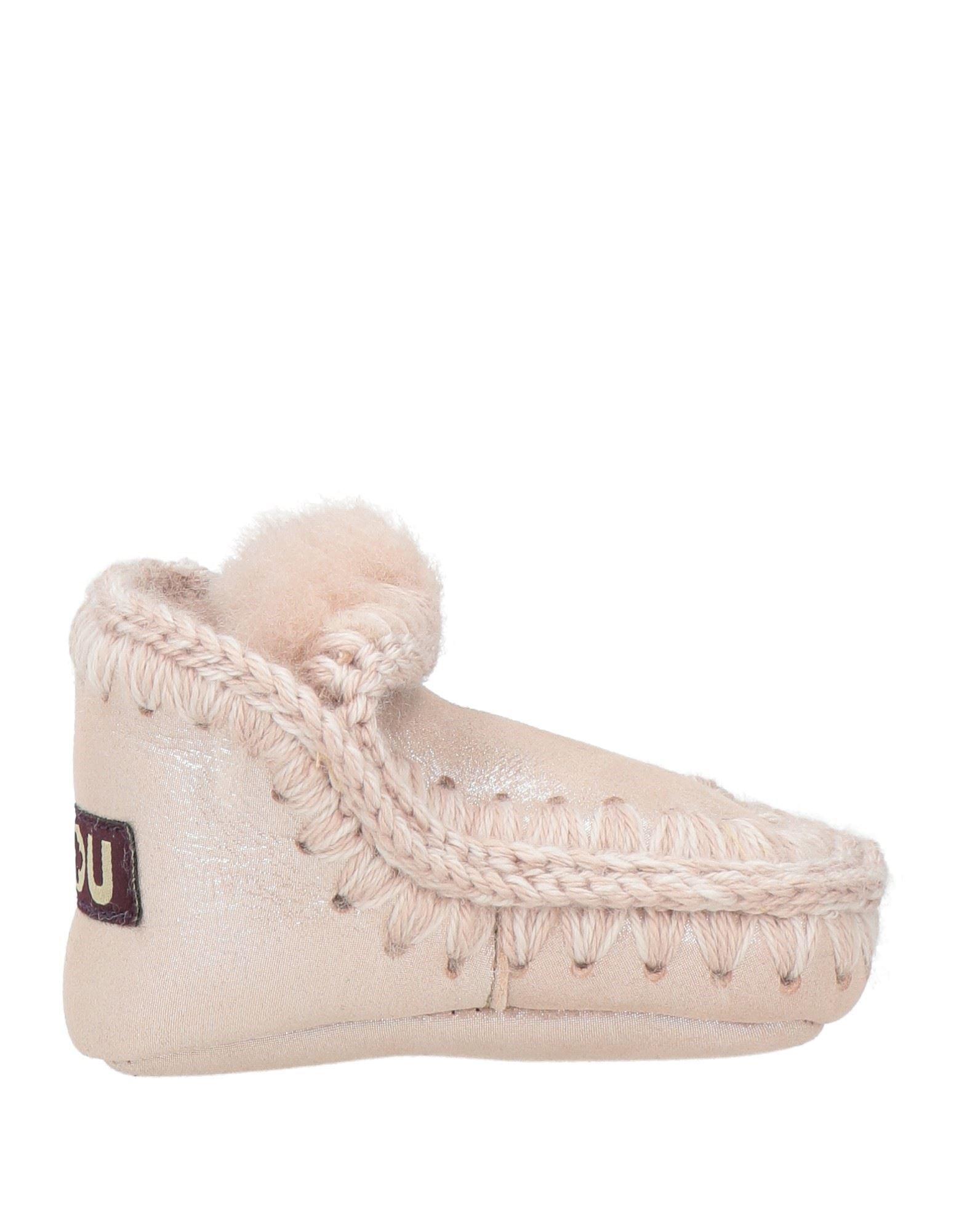 MOU - Newborn shoes
