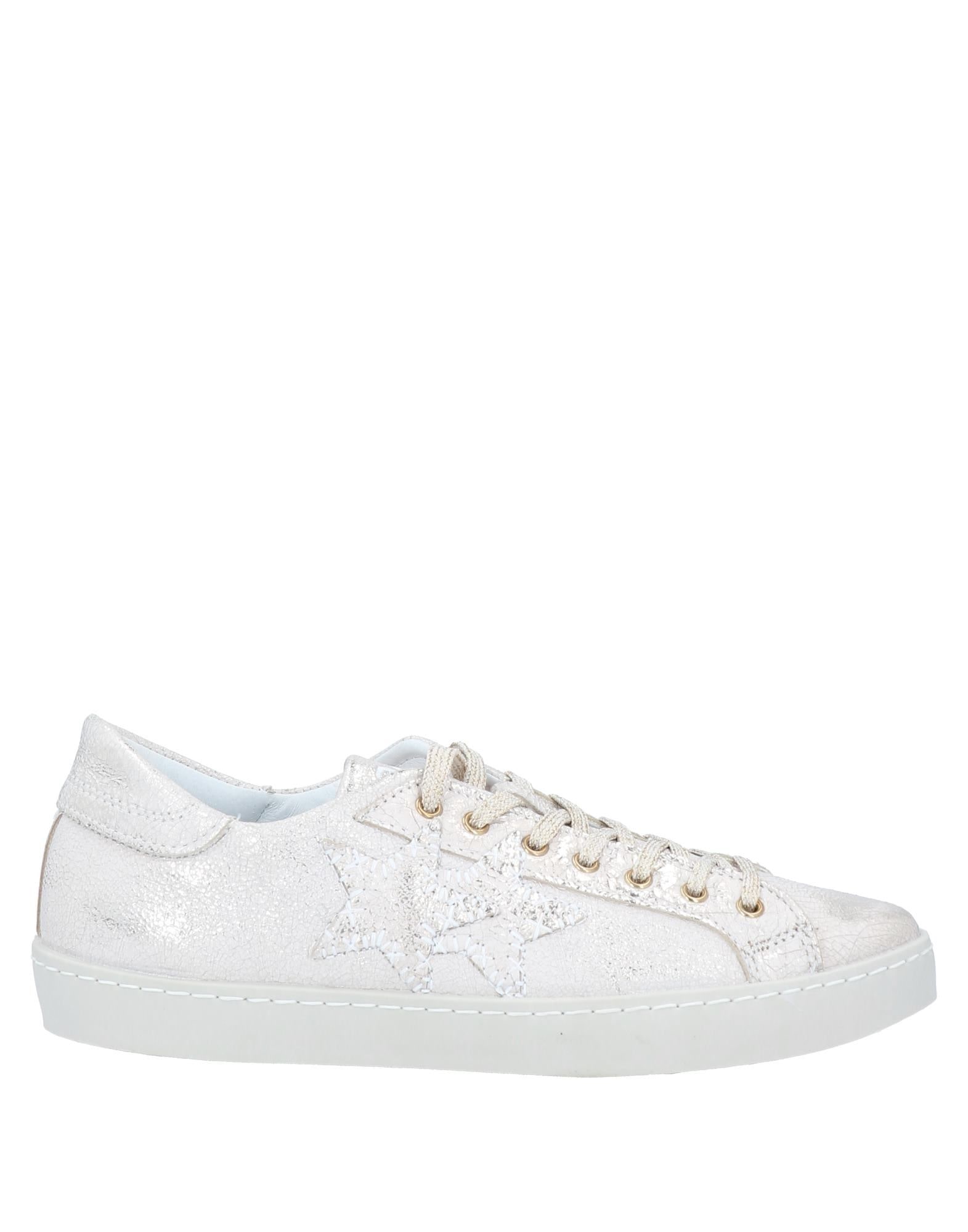 2STAR - 스니커즈