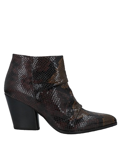 CARMENS Ankle boot Chocolate brown Leather