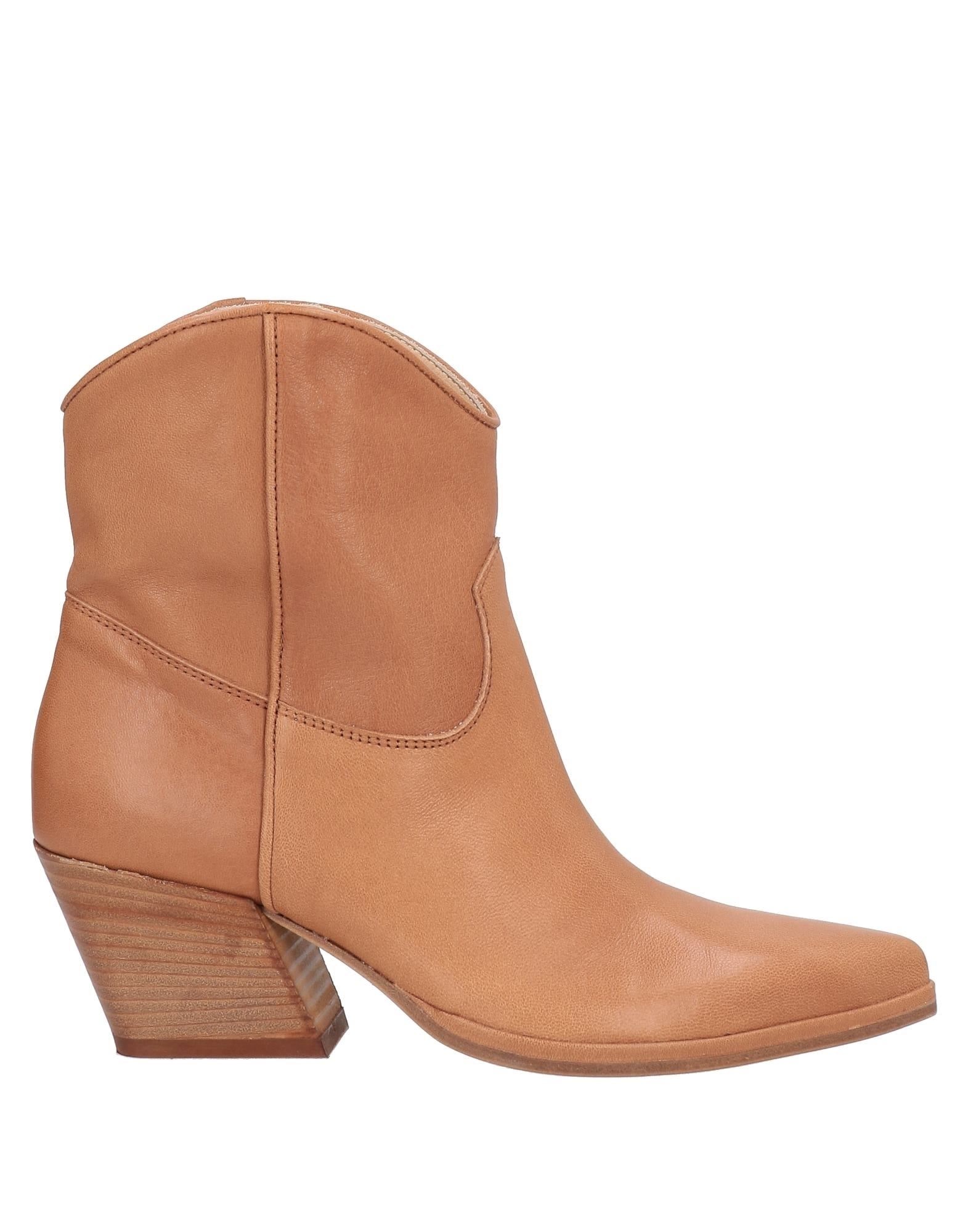 LEMARÉ - Ankle boots