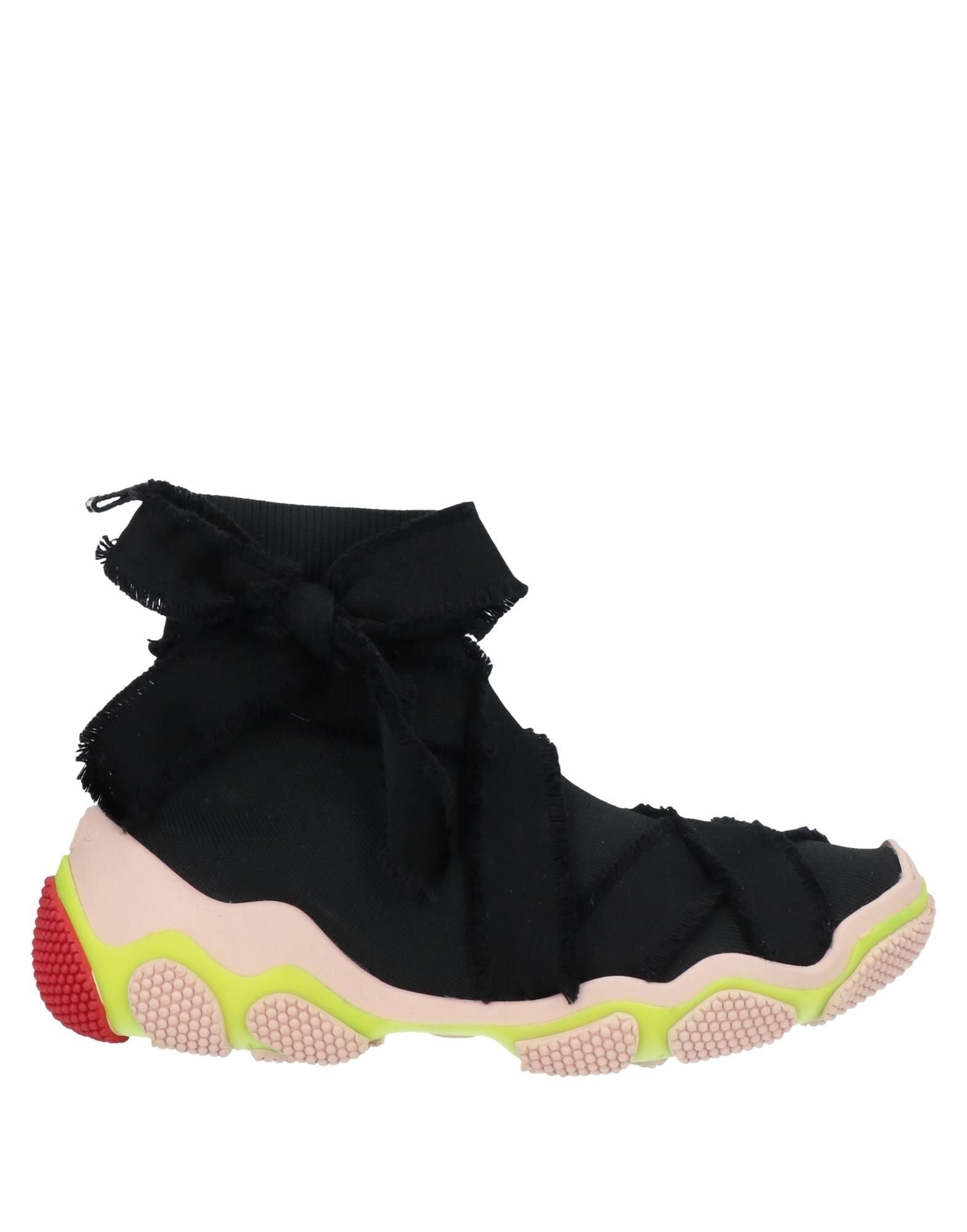 RED(V) - スニーカー