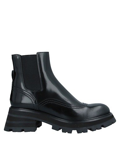 MCQUEEN Ankle boot Black Soft Leather