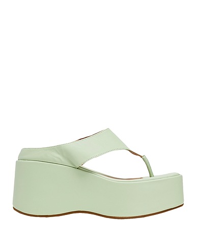 8 by YOOX ソング・サンダル LEATHER PLATFORM FLIP-FLOPS
 ライトグリーン 羊類革 100%