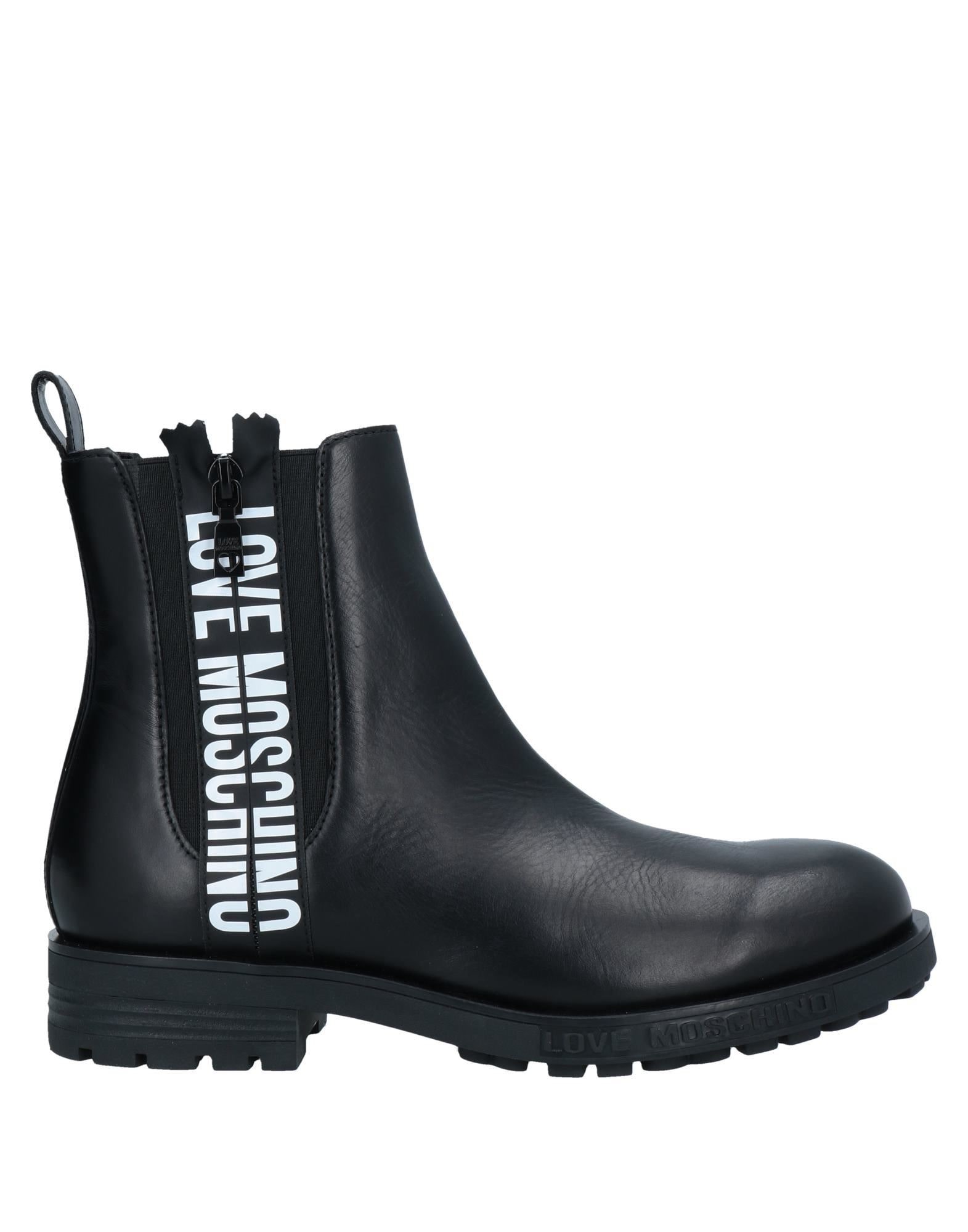 LOVE MOSCHINO - Ankle boots