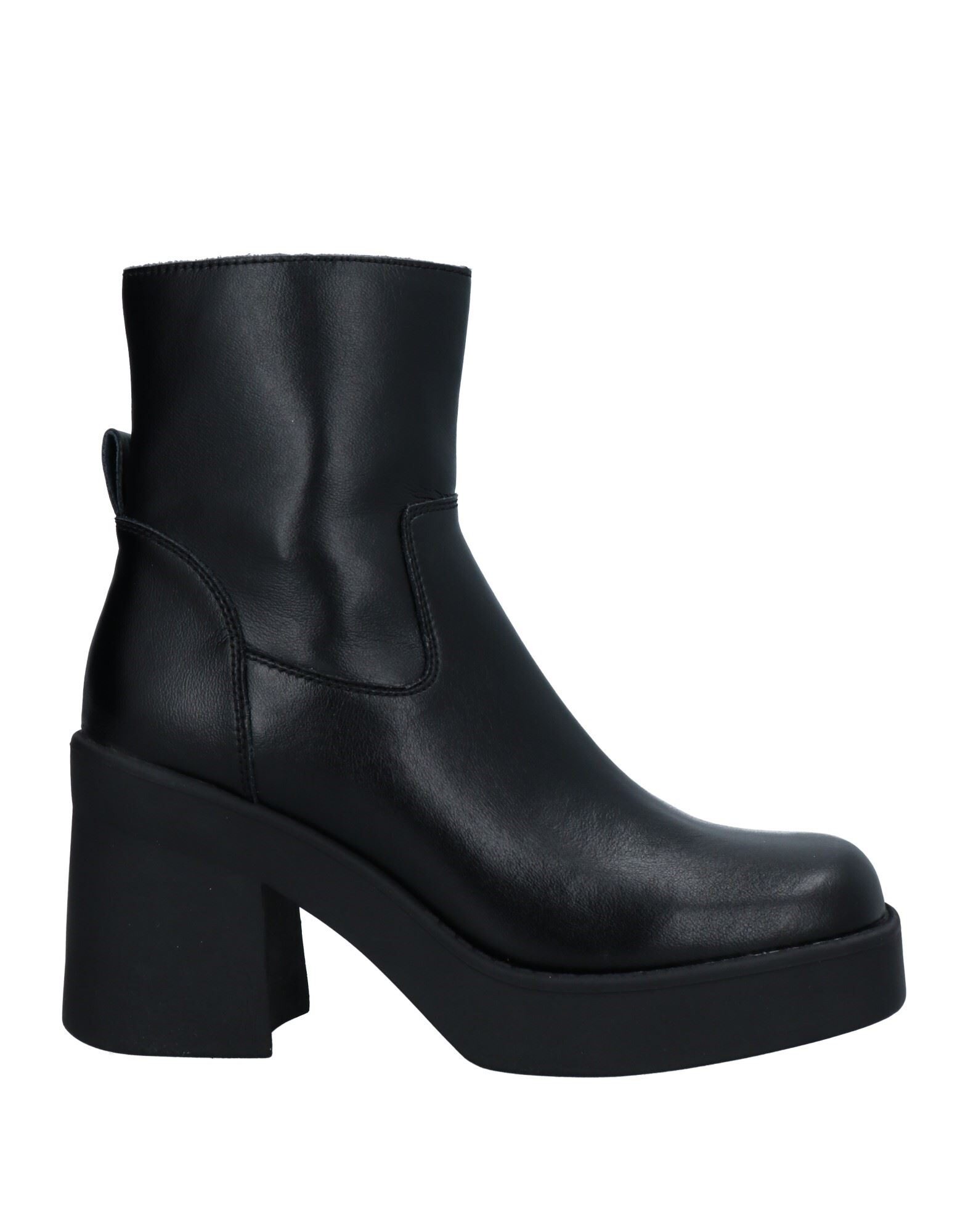 STEVE MADDEN - Ankle boots