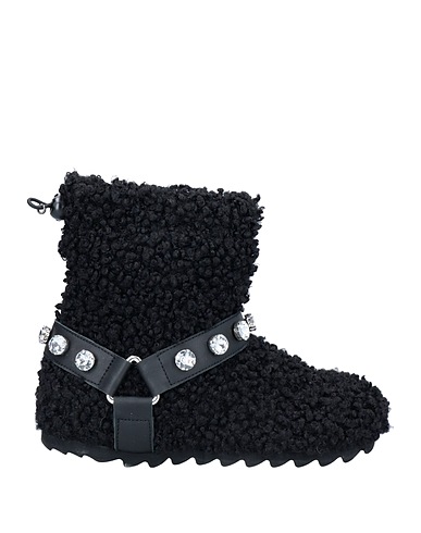 OVYÉ Ankle boot Black Textile fibres