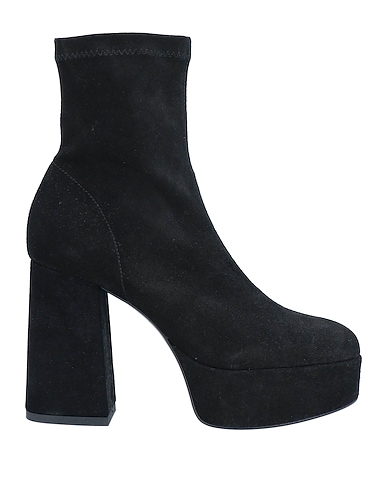 VIC MATIĒ Ankle boot Black Soft Leather