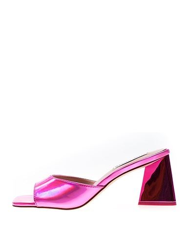 STEVE MADDEN