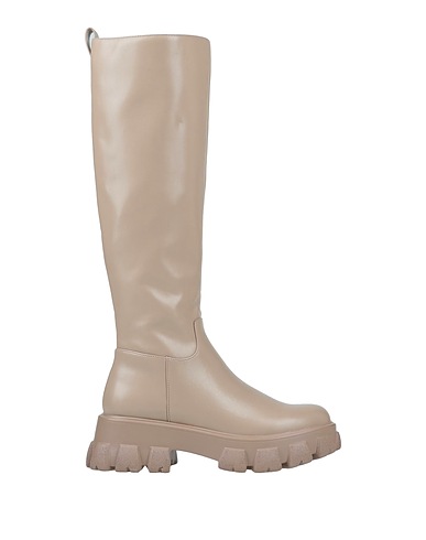 na kd boots beige