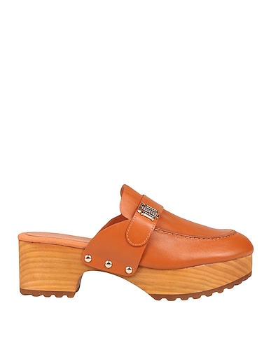 TOMMY HILFIGER Mules and clogs Brown Soft Leather