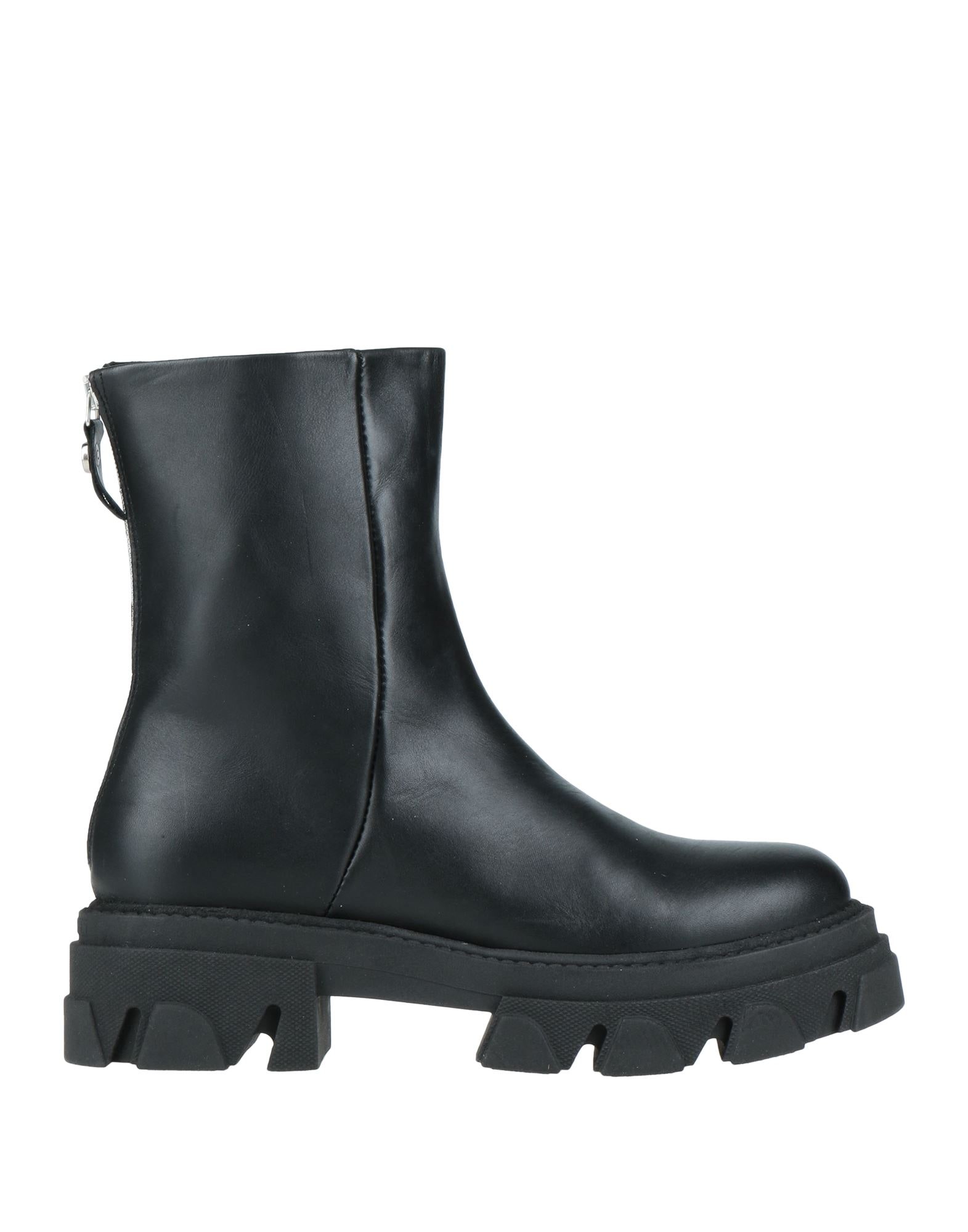 【STEVE MADDEN】TORNADO BOOTIE ショートブーツ STEVE MADDEN TORNADO BOOTIE | Black Women's Ankle Boot | YOOX