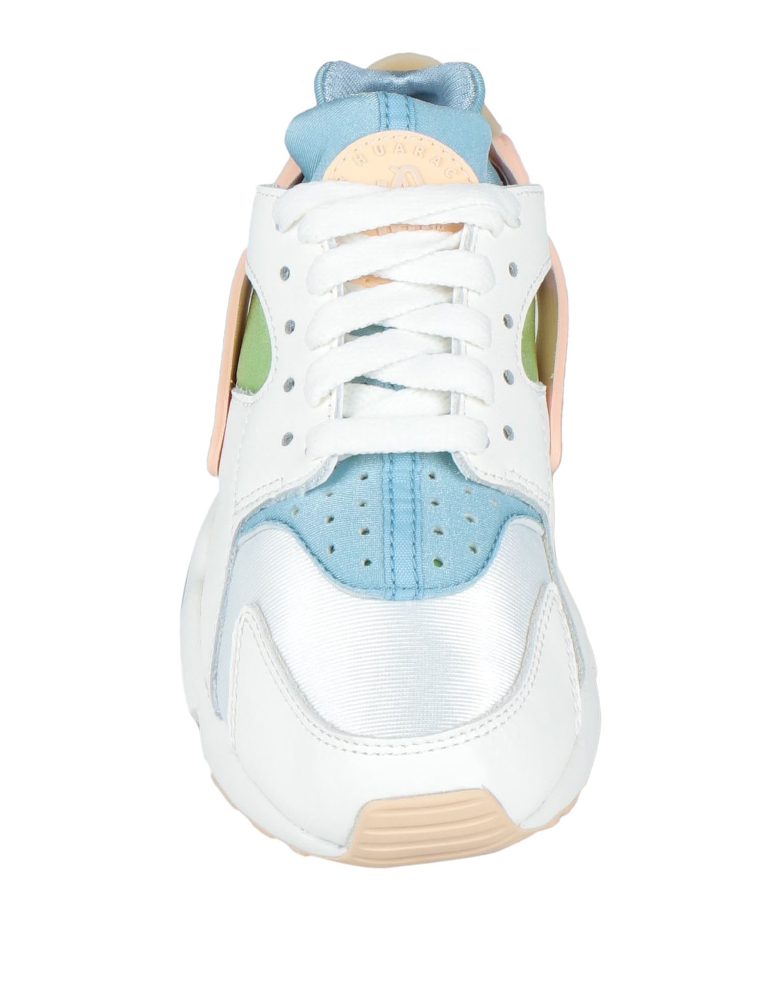 nike air huarache se women's shoe