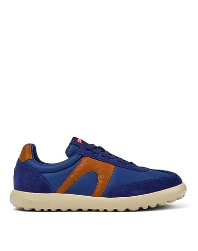 CAMPER