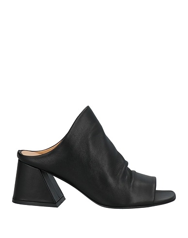 STRATEGIA Sandals Black Soft Leather