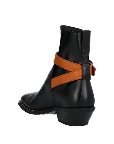 Ankle boot