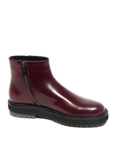 TOD'S