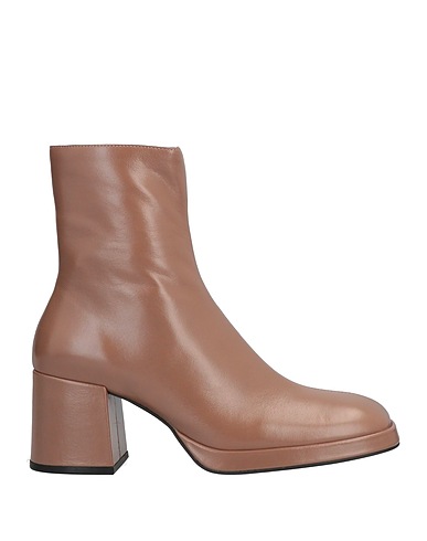 JEFFREY CAMPBELL ショートブーツ ライトブラウン 革（なめし加工）