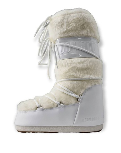 MOON BOOT