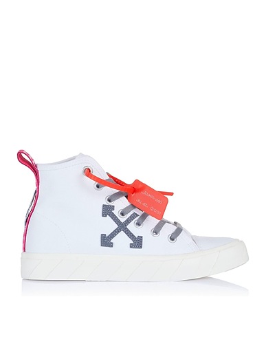 OFF-WHITE™