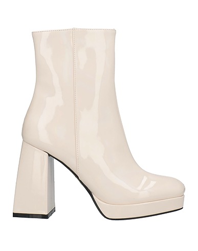 STEVE MADDEN