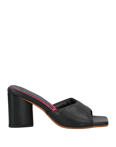 LORETTA PETTINARI Sandals Black Soft Leather
