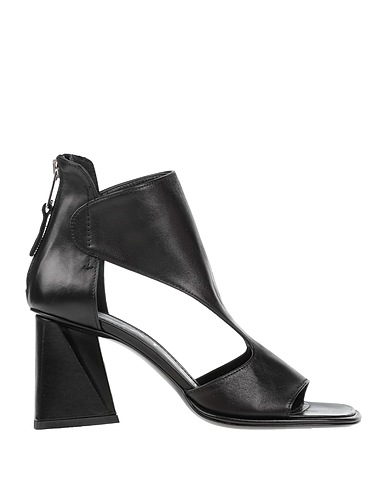 STRATEGIA Sandals Black Leather