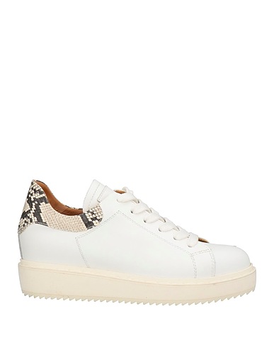 AIRPORT Sneakers White Soft Leather