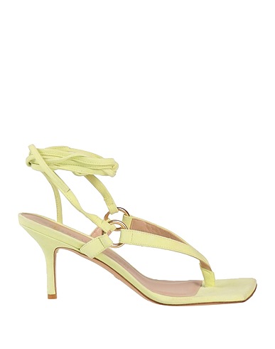 STUART WEITZMAN