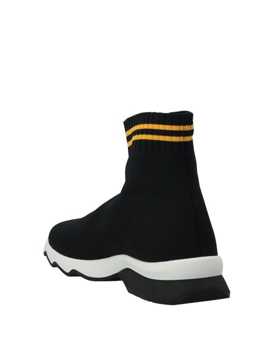 FENDI Кеды и кроссовки