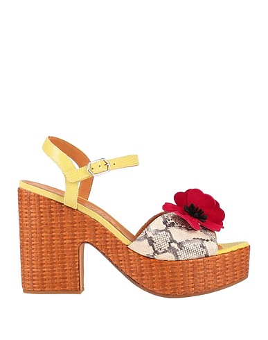 CHIE MIHARA Sandals Pastel yellow Soft Leather