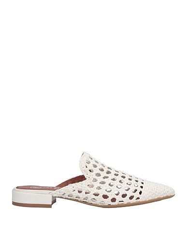 PAS DE ROUGE Mules and clogs Ivory Leather