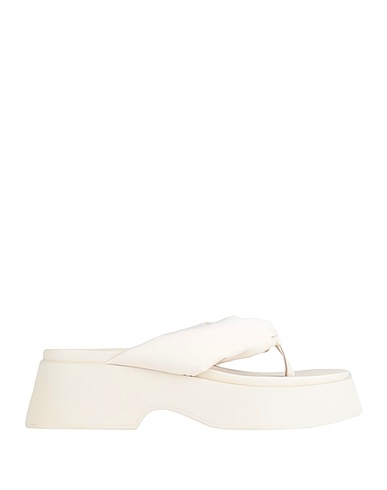 STEVE MADDEN Flip flops Ivory Textile fibers