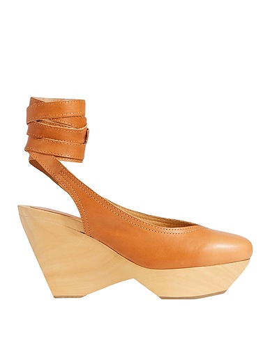 ISABEL MARANT Mules and clogs Camel 100% Calfskin