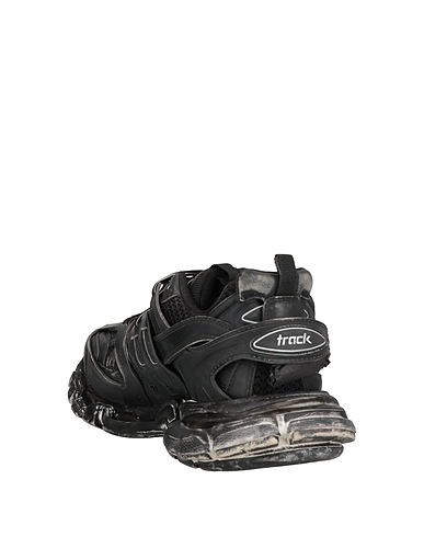 https://www.yoox.com/images/items/17/17554731DI_14_d.jpg?impolicy=crop&width=387&height=490