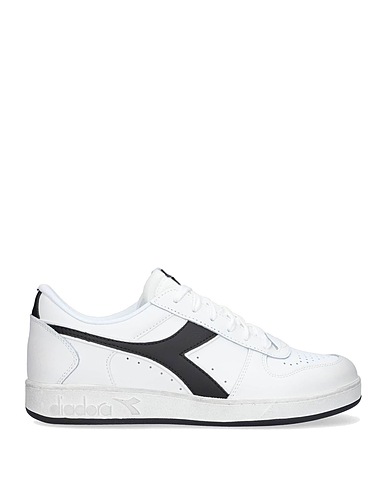 DIADORA