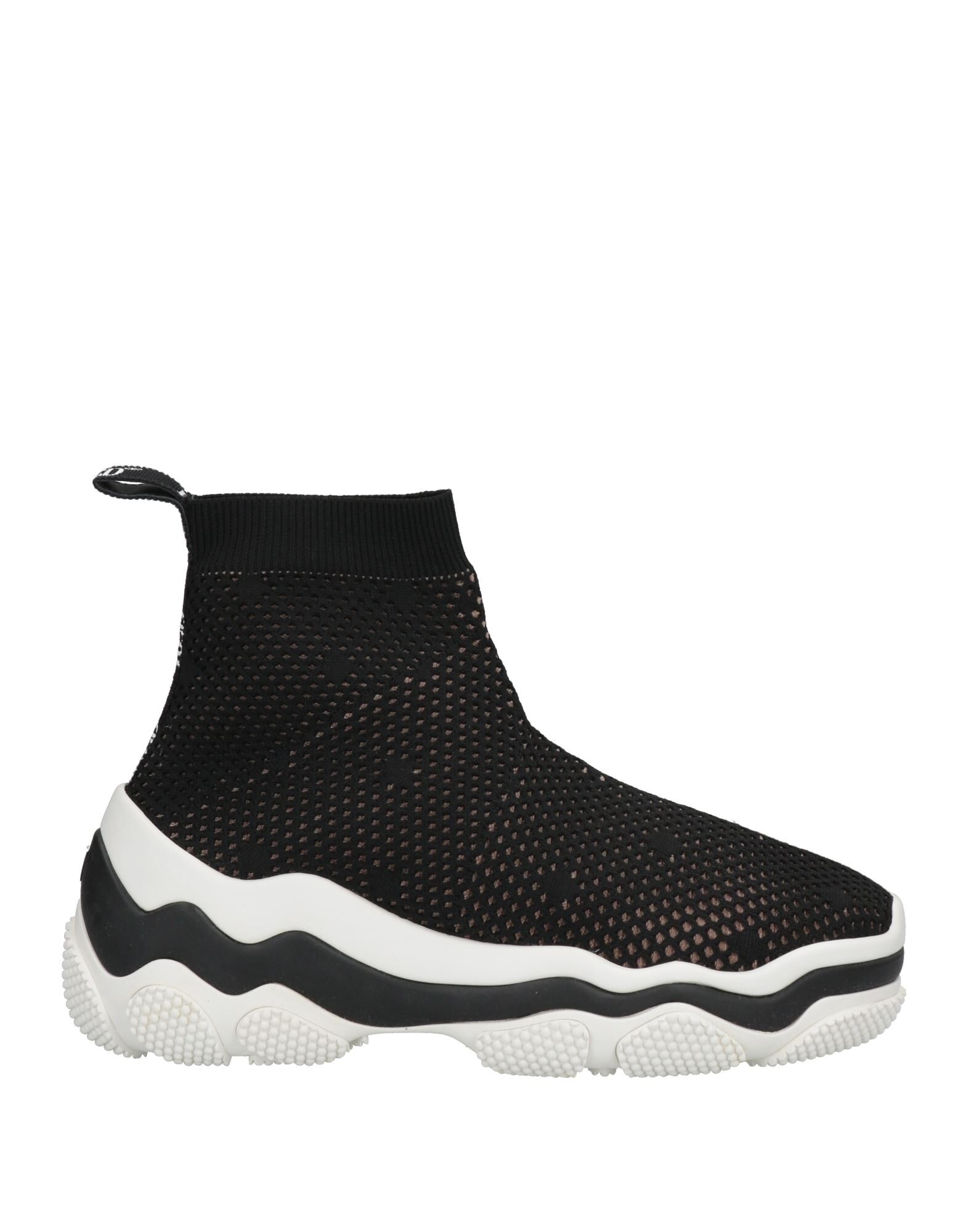 RED(V) - スニーカー