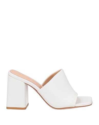 GIANVITO ROSSI Sandals White Soft Leather