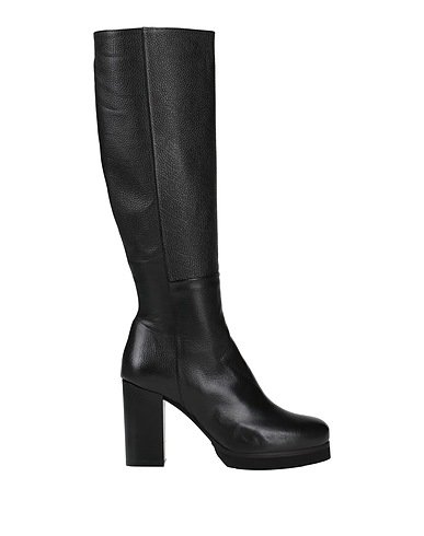 THE SELLER Boots Black Soft Leather