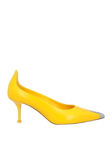 MCQUEEN Court Yellow Soft Leather