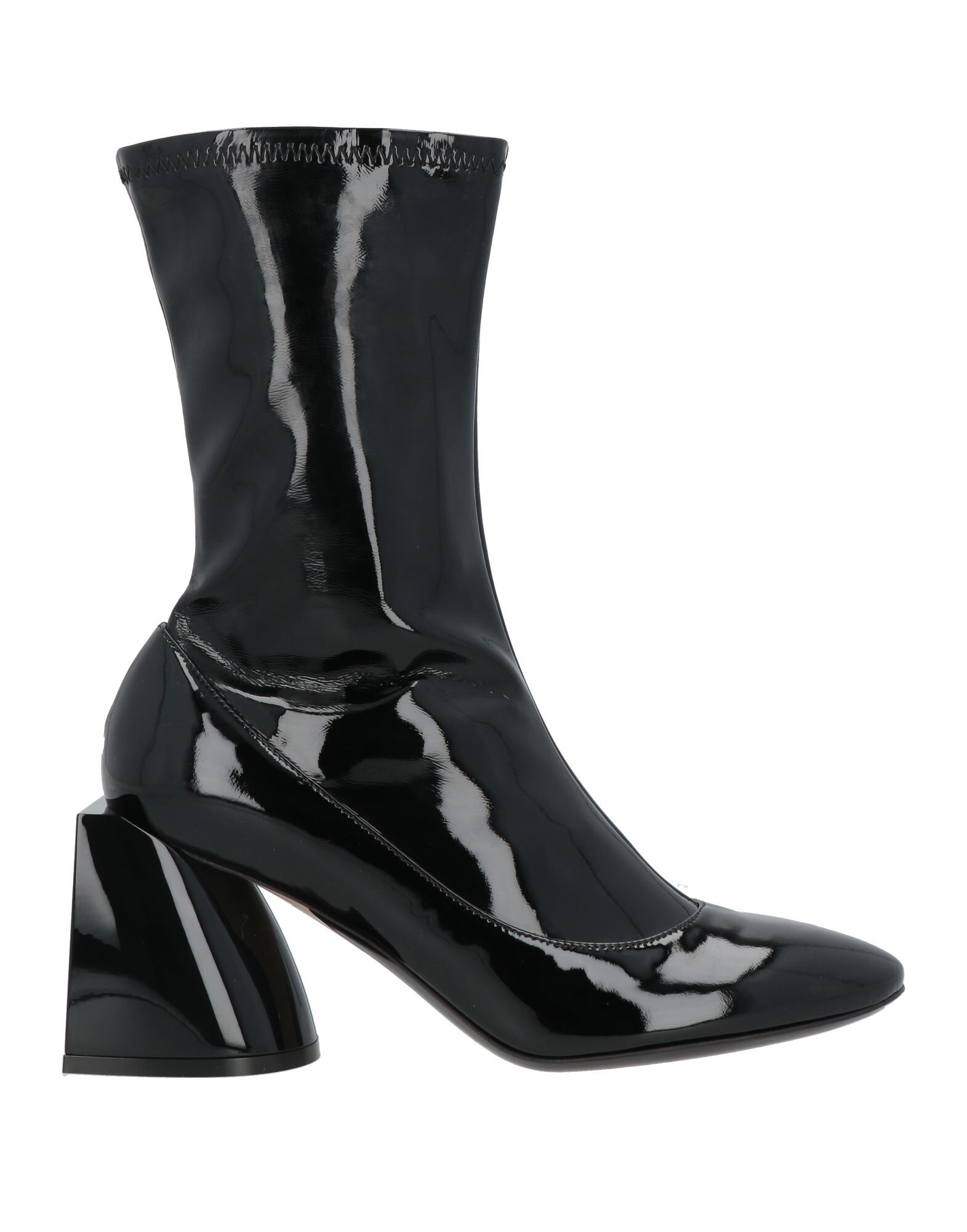 N°21 - Ankle boots