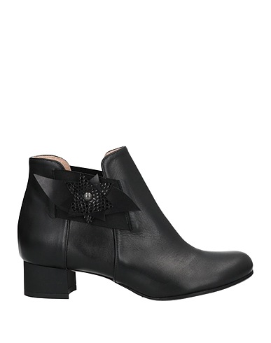 STELE Ankle boot Black Calfskin