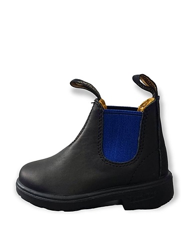 BLUNDSTONE
