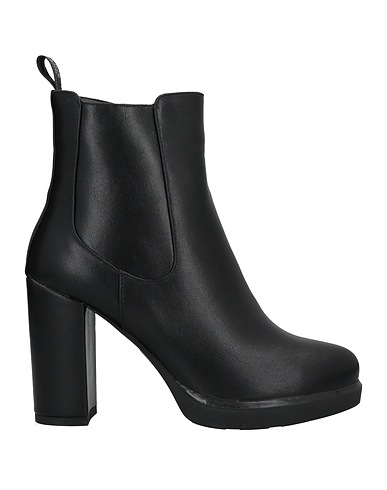 GAI MATTIOLO Ankle boot Black Textile fibers